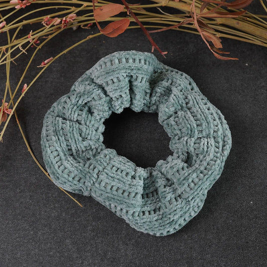 Großer salbeigrüner Haargummi / Scrunchie