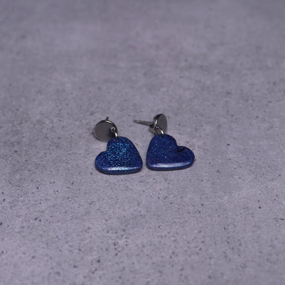 Herz-Ohrringe (Galaxy) silberfarben liegend