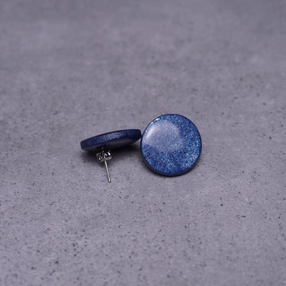 Runde Ohrringe (Galaxy) liegend