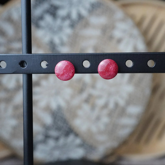 Kleine glitzernde runde Ohrringe (Red Velvet) frontal