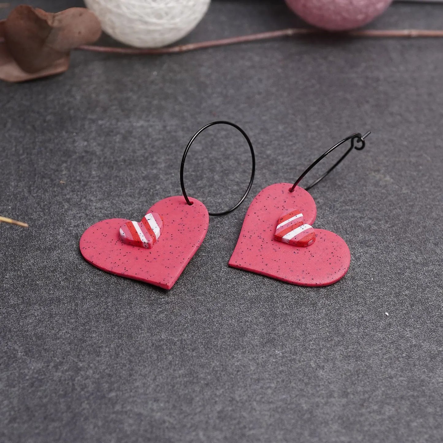 Große Herz-Ohrringe mit Mini-Herz (Valentinstag)