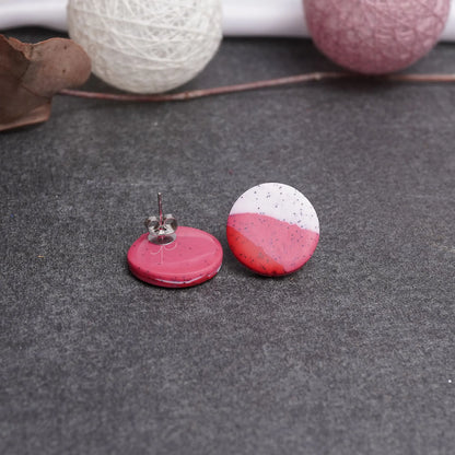Gepunktete großflächige runde Ohrringe (Valentinstag)